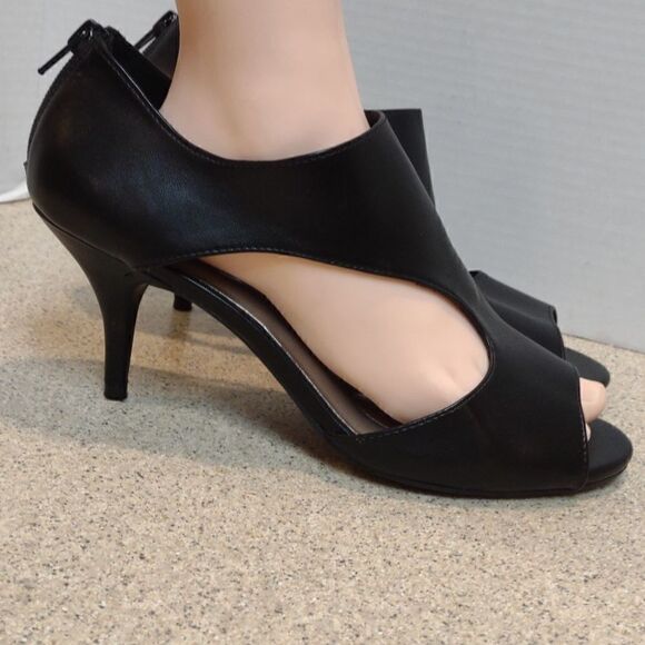 👍 Comfort Funky  Black Leather Heels  Size 38.  A3 - Picture 1 of 8